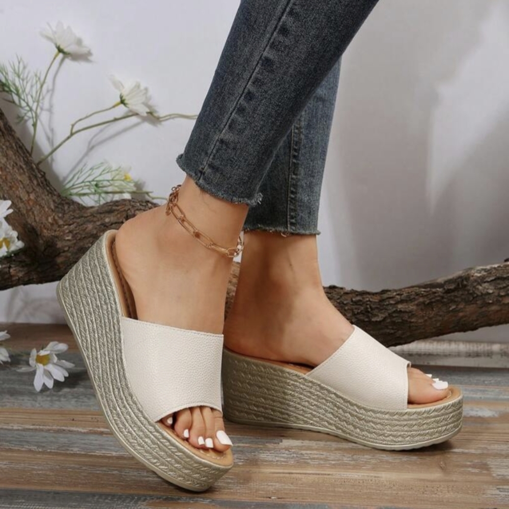 Minimalist Wedge Slides